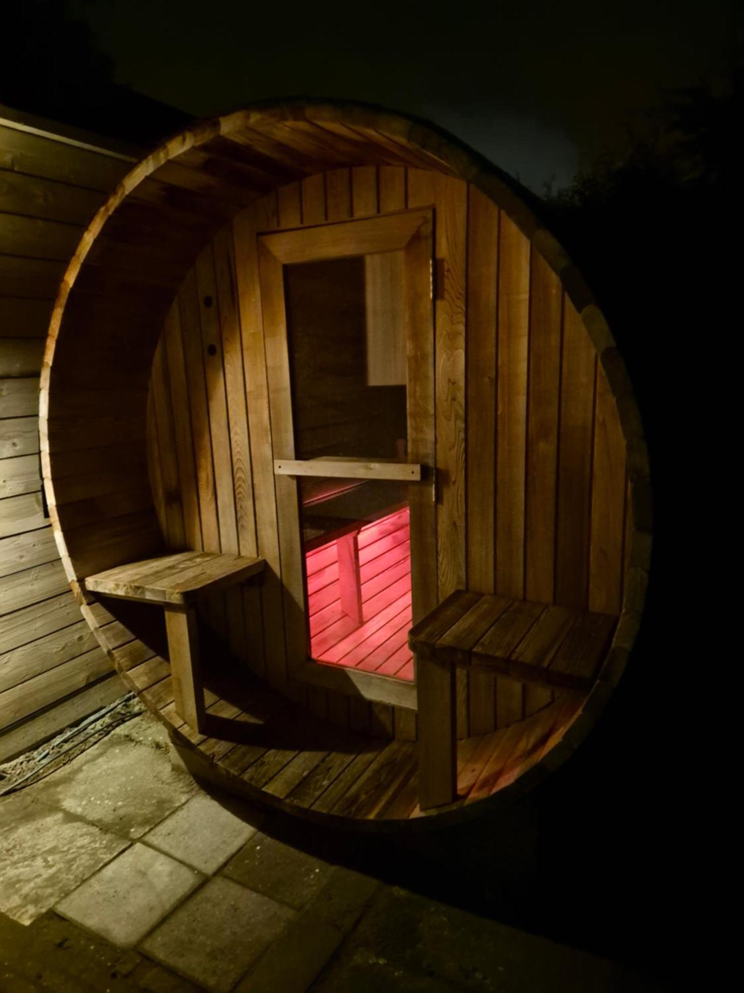 Luxe Boshuisje Met Prive Wellness & Jacuzzi Op De Veluwe 埃尔默洛 外观 照片